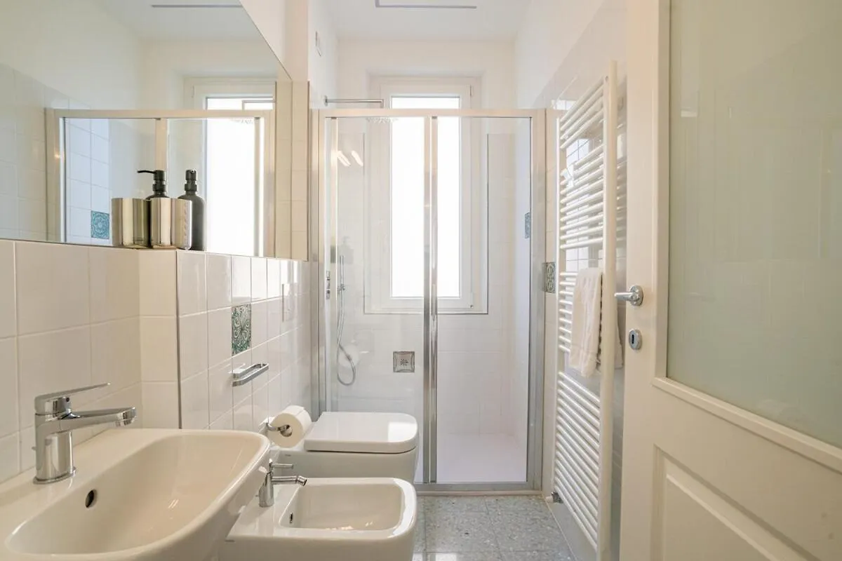 Central Cernobbio - Modern Apartment