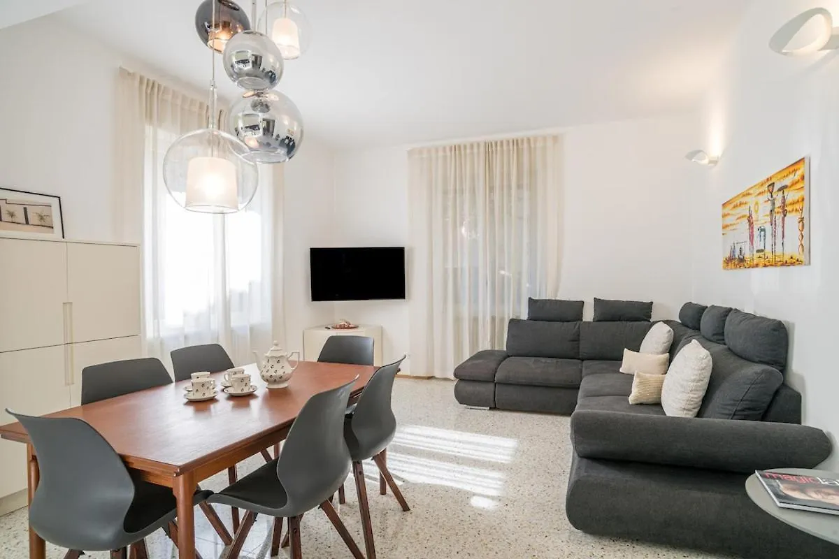 Central Cernobbio - Modern Apartment