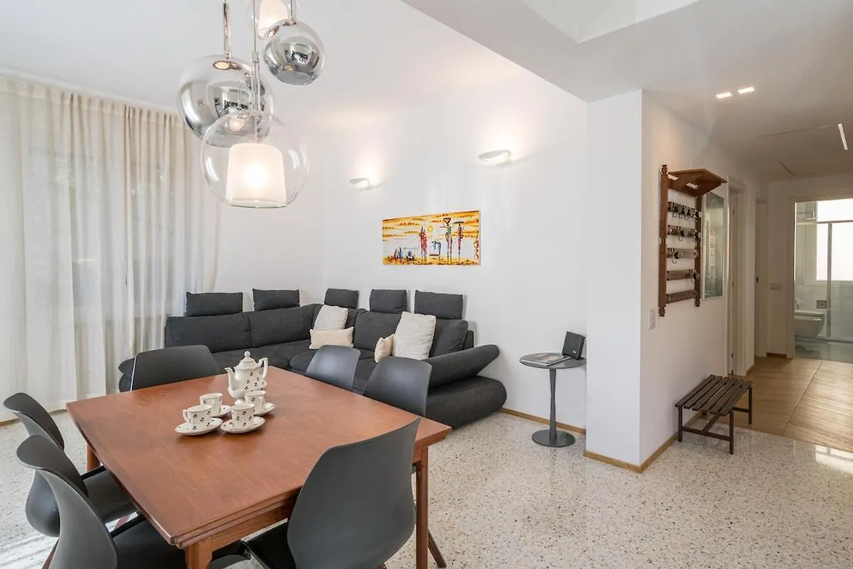 Central Cernobbio - Modern Apartment